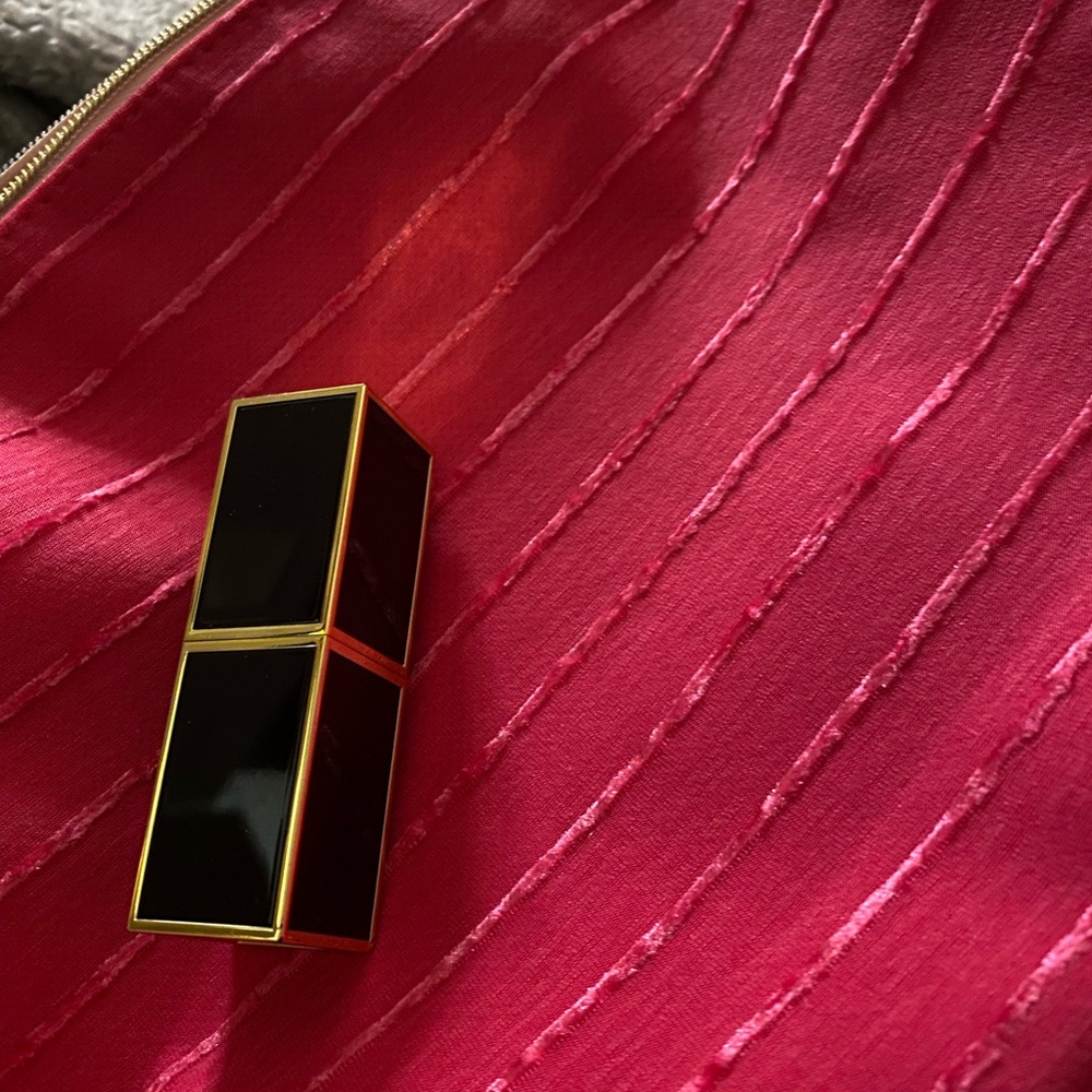 Tom ford lipstick -Discontinued 04 Indian rose